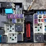 جعبه فیوز مزدا ۳